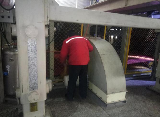 清掃無紡布生產(chǎn)設(shè)備